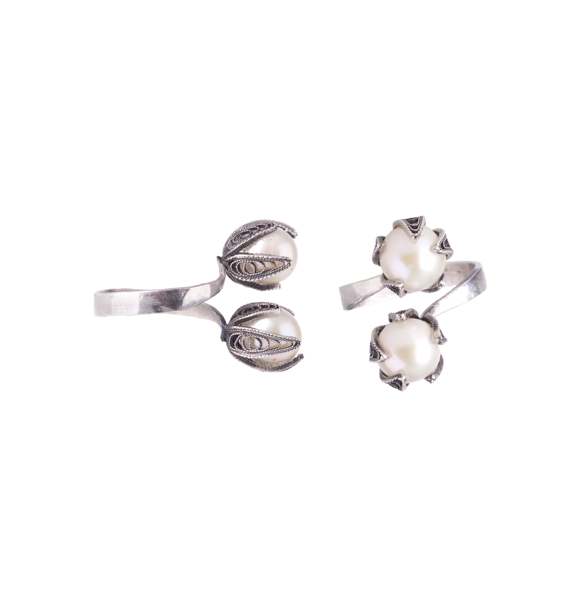 Tulip Cup Duo ring - White Pearl