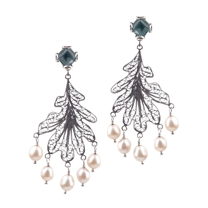 Oak leaf chandelier earrings - pearls_E5111 by Yvone Christa