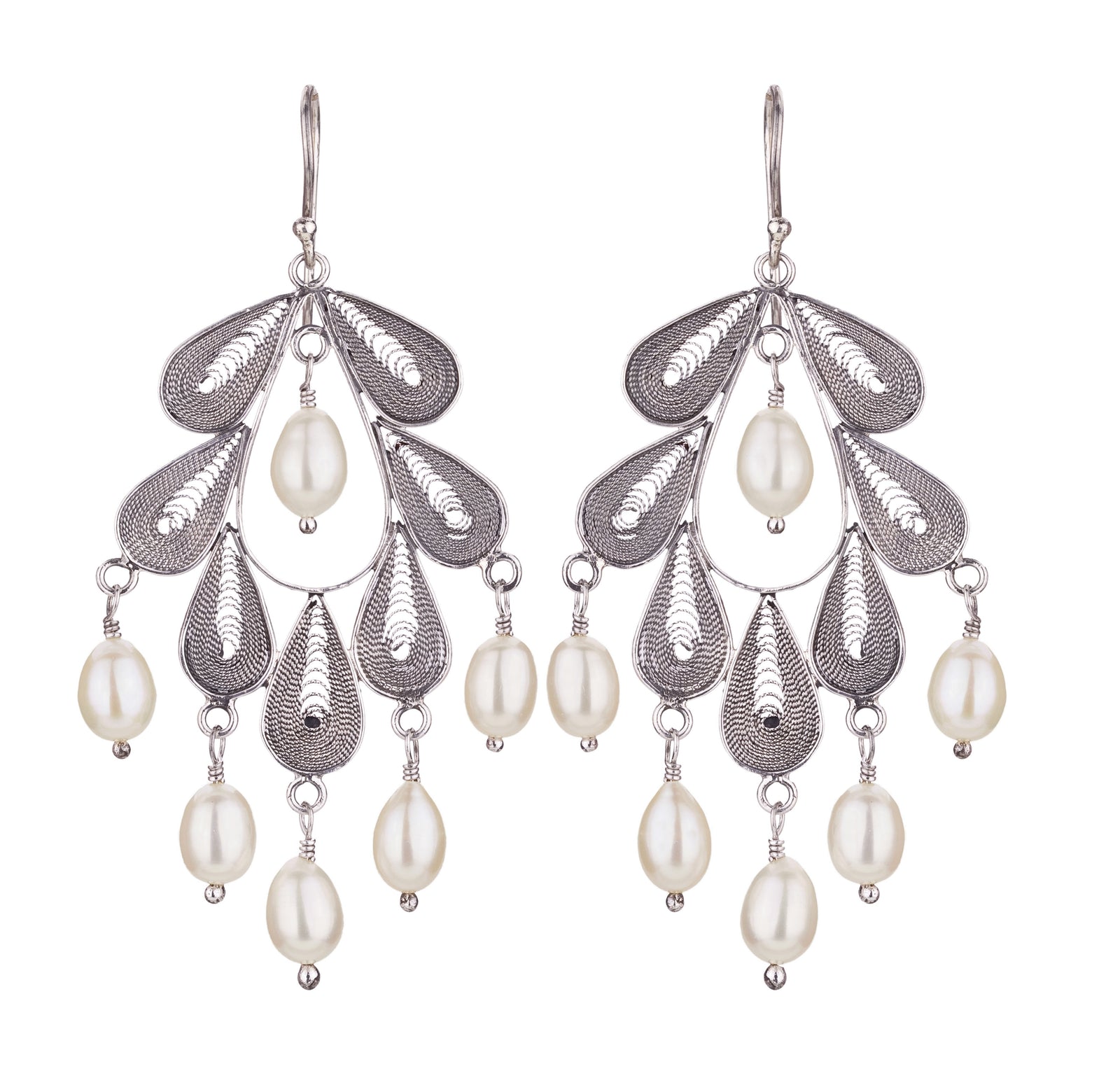 Classic Leaf chandelier earrings  - Cream Pearls - E1018 CP