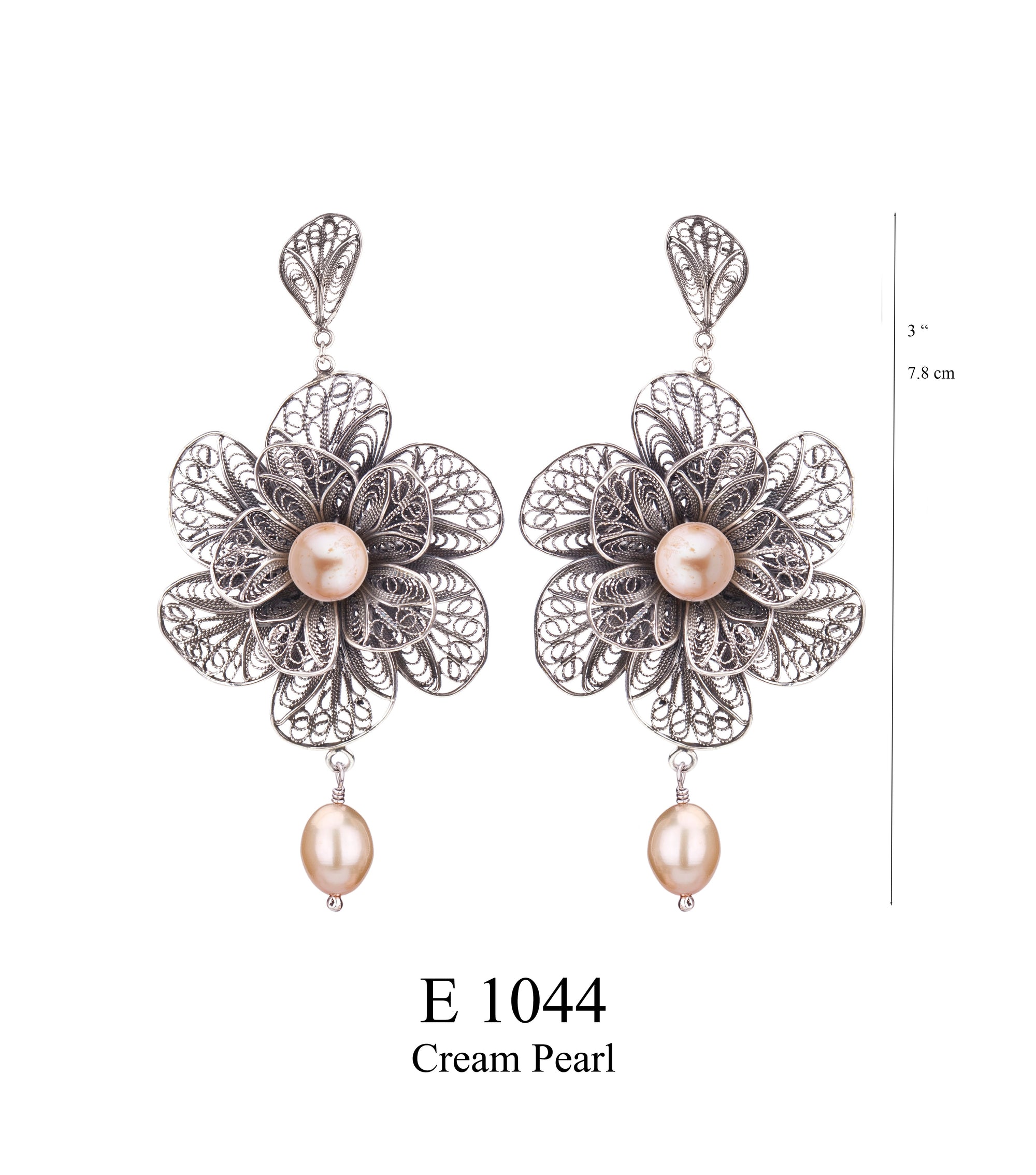 Flora Pearl Earrings