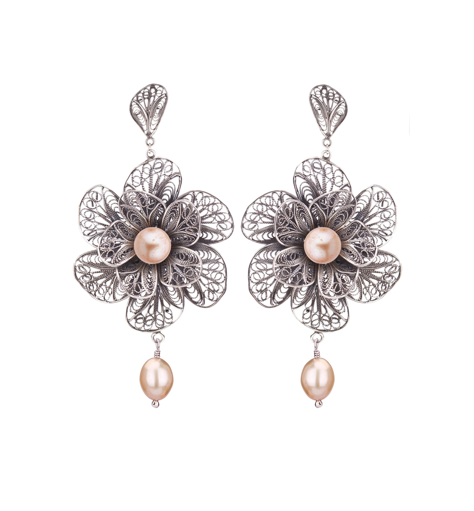 Flora Pearl Earrings