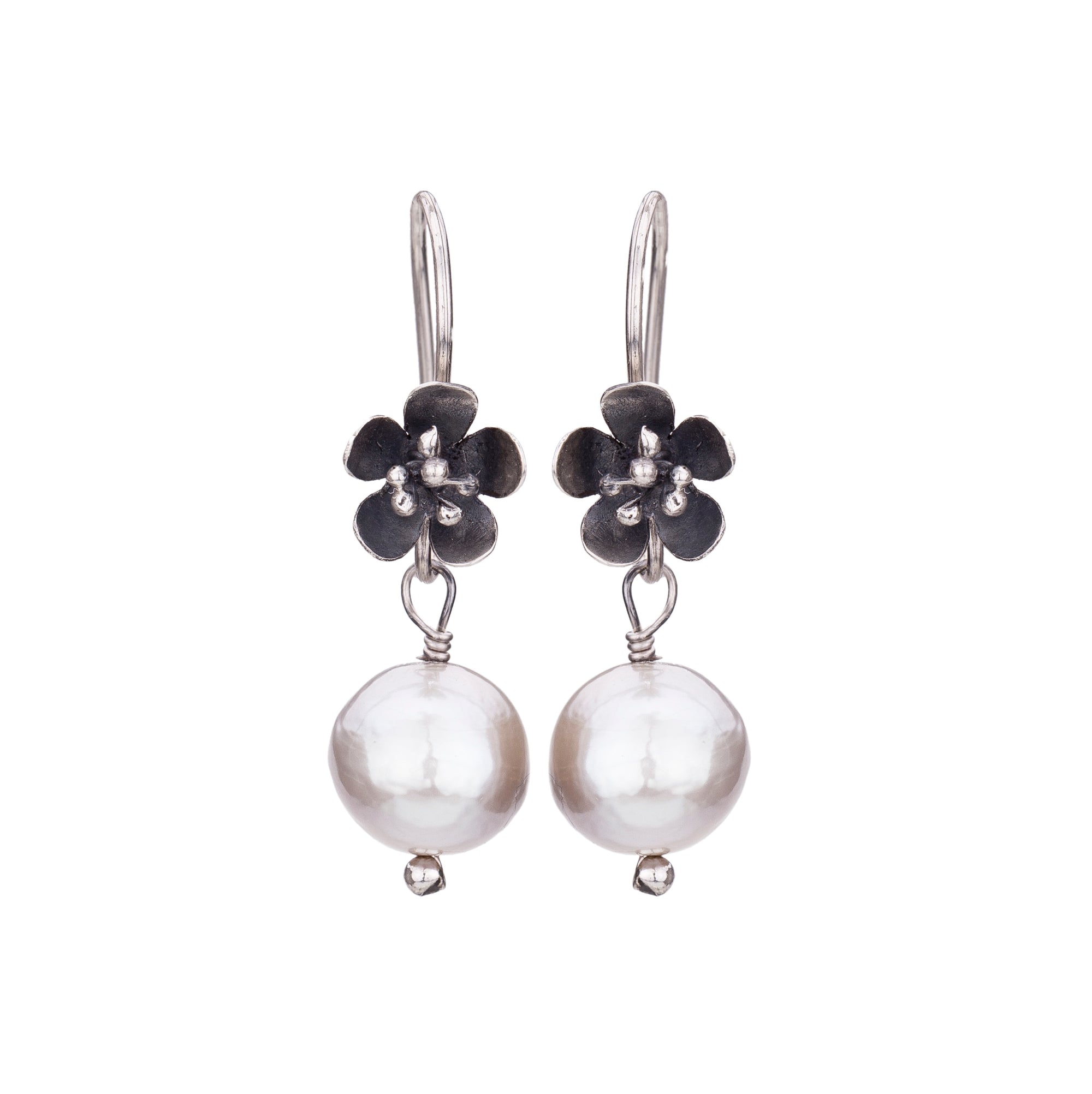 Pearl Bloom Earrings - White Pearl