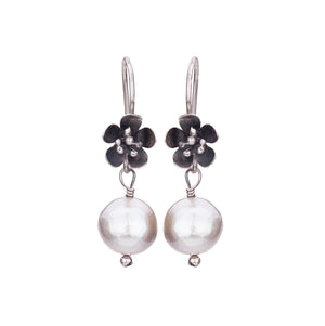 Pearl Bloom Earrings - White Pearl