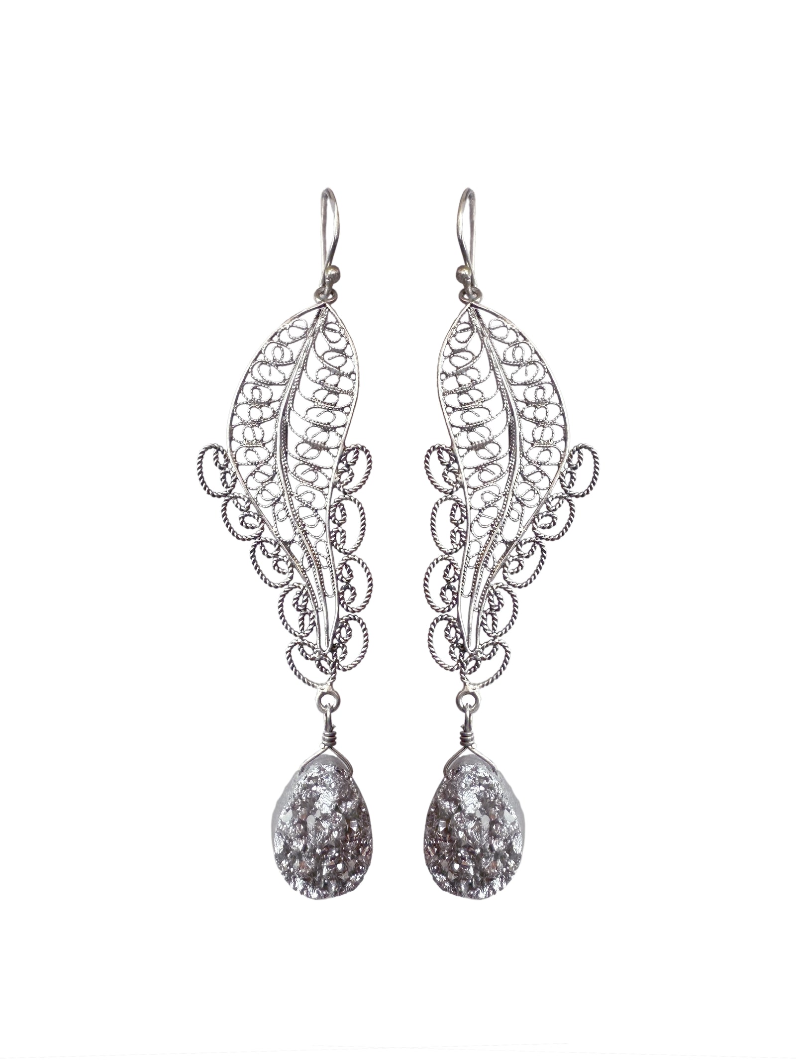 Orecchini a forma di fiore d'argento