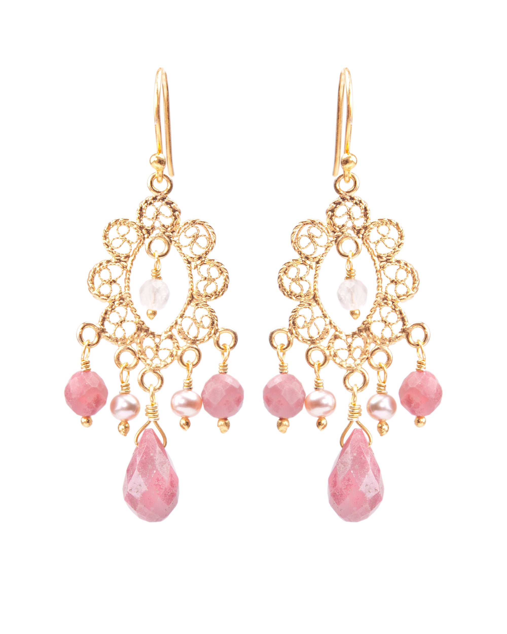 Boucles d'oreilles en dentelle rose - avec rhodolite, perle rose et quartz rose ✿ 