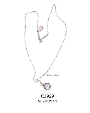 Collana con gocce di perle 