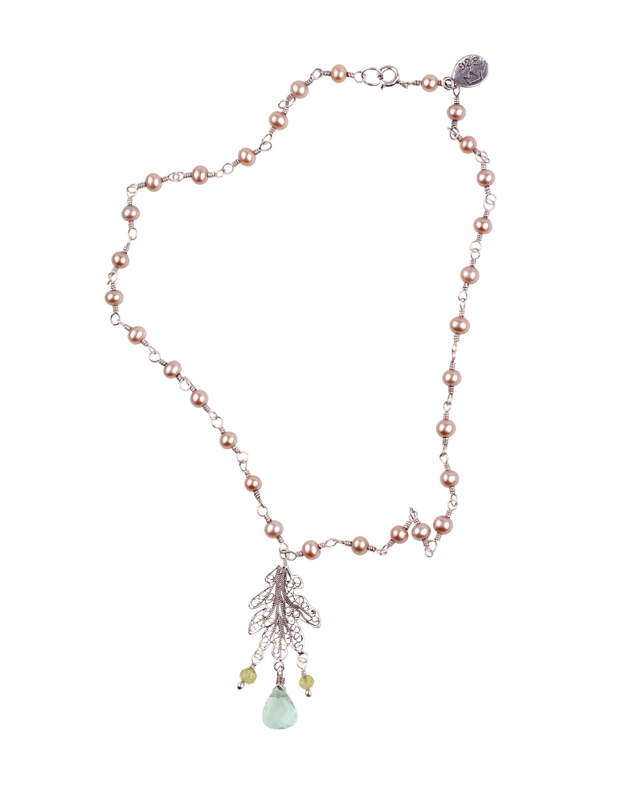 Collier de fleurs éthérées ✿ 