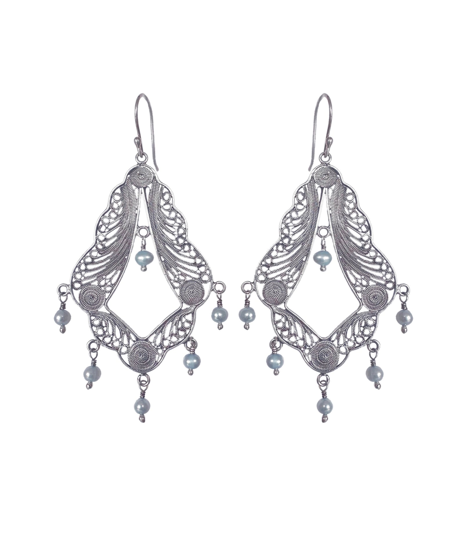Boucles d'oreilles Moonlight Cascade - Perles bleu glacier ✿ 