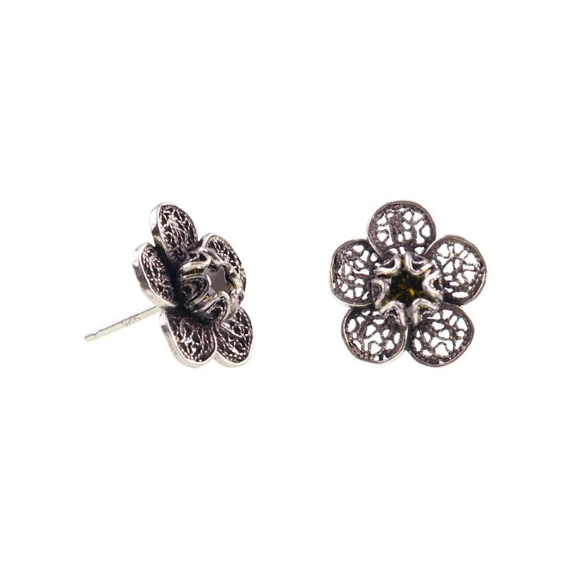 Yvone Christa_LACE FLOWER STUD EARRINGS_E5140