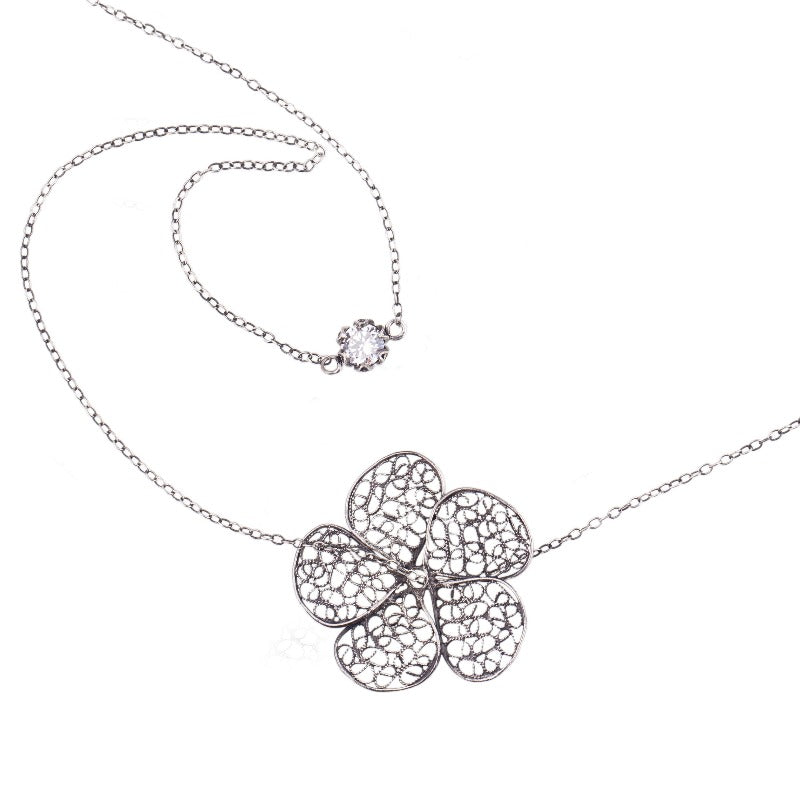 Yvone Christa_FLOATING LARGE PHLOX FLOWER NECKLACE_C4124