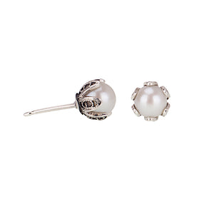 Yvone Christa_E235_White pearl_TULIP CUP STUD EARRINGS - XSMALL