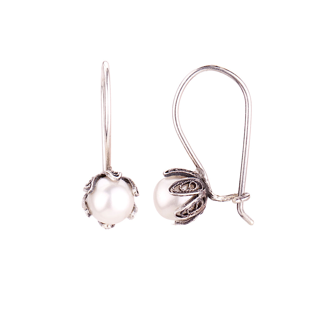 Yvone Christa_E236 h_White pearl_TULIP CUP HANGING EARRINGS - SMALL