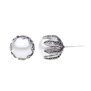 Yvone Christa_E238_White Pearl_TULIP CUP STUD EARRINGS - LARGE