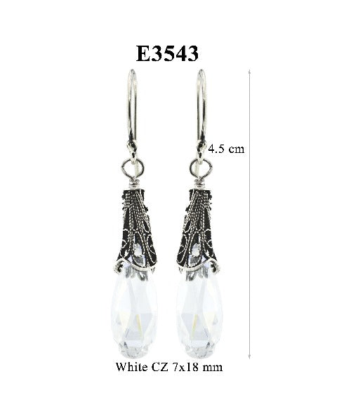 La vie en rose drop earrings