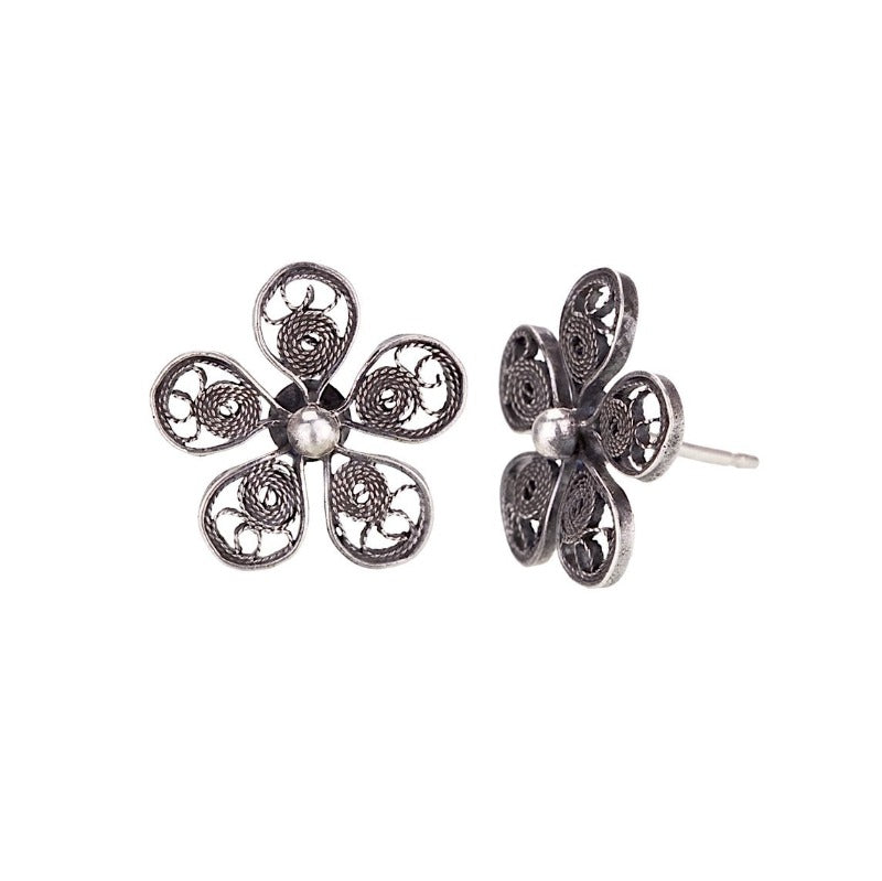 E4088 HORTENSIA FILIGREE FLOWER STUDS by YVONE CHRISTA