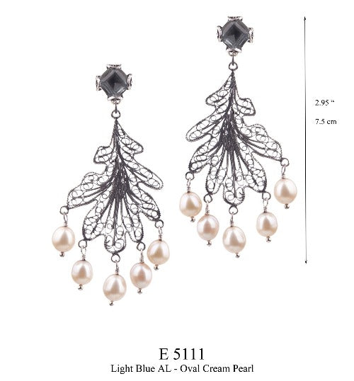 Orecchini chandelier foglia di quercia - perle 