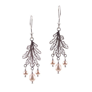 Oak leaf earrings - small_E5148 by Yvone Christa