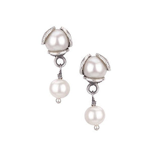 YVONE CHRISTA_LILY OF THE VALLEY EARRINGS_E555_WHITE PEARLS