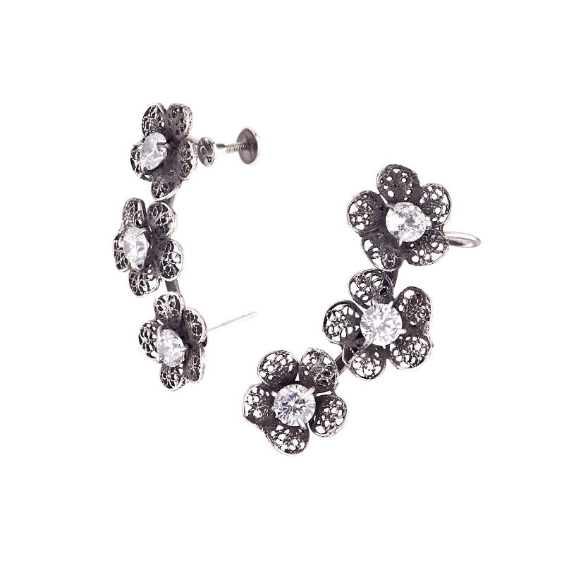 Yvone Christa_TRIPLE PHLOX FLOWER EAR CUFF EARRINGSåÊ_E4156